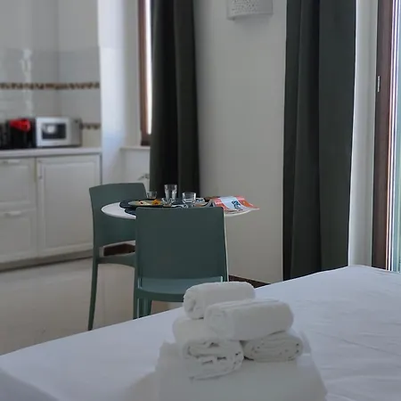 Cconforthotels Sea Dream Palace 2 アパート トラーニ