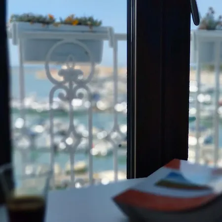 Cconforthotels Sea Dream Palace 2 アパート 3*